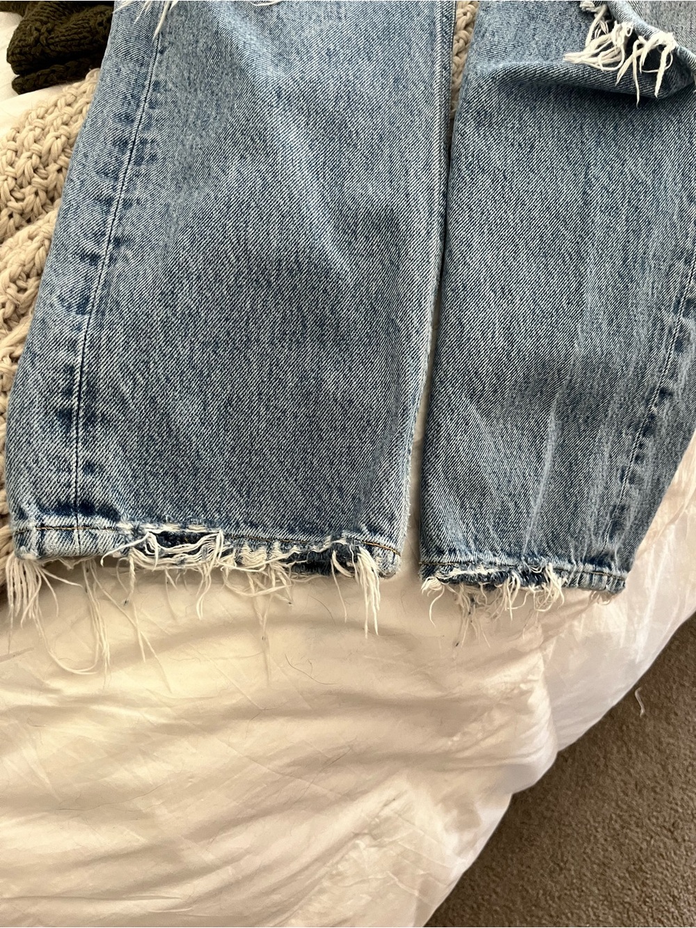 Agolde Distressed Light Wash Denim Straight Leg Jeans size 24 - Picture 7 of 11
